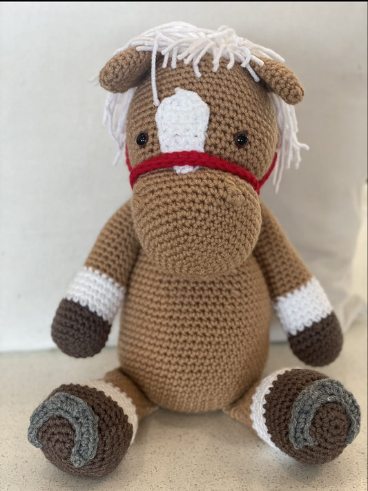 CUSTOMIZABLE CROCHET HORSE